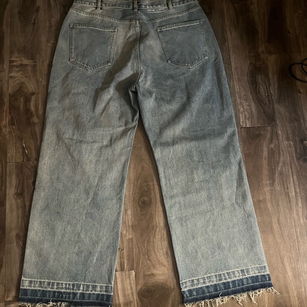 Stylish Light Blue Wide-Leg Jeans